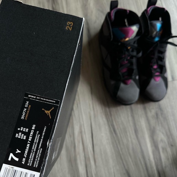 Air Jordan 7 Retro BG 'Bordeaux' 2015 - Picture 5 of 7